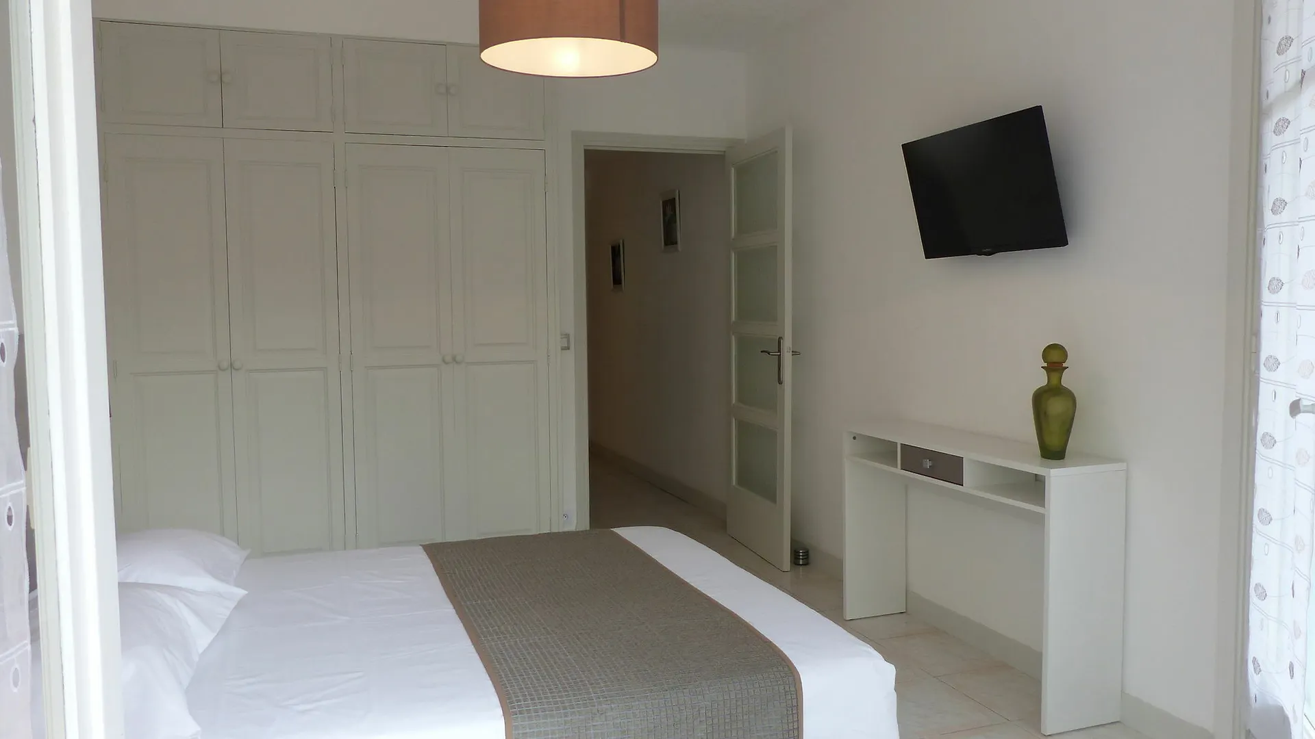 Lovely Renovated 5Pax Apt In The Heart Of Cannes 0*,